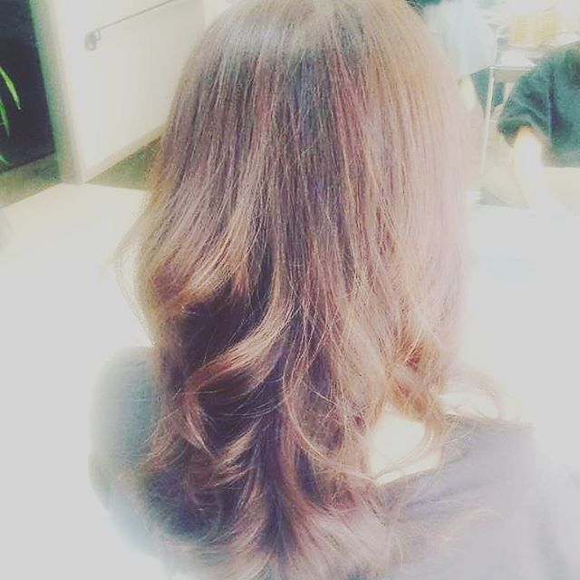 梅雨時もまとまりやすいパーマがオススメ湿気でもふんわり動きのあるスタイルに川間南口店山本#vivace  #vivace川間南口 #野田#野田市 #川間駅 #美容師 #美容専門学校 #美容好き #パーマ #デジタルパーマ #ショート #マッシュ #ボブ #ナプラ #N. #シアミルク #シアバター #ナシード#デザインパーマ#ピンク #ピンクベージュ #バイオレット #フォギーベージュ #ショコラブラウン#