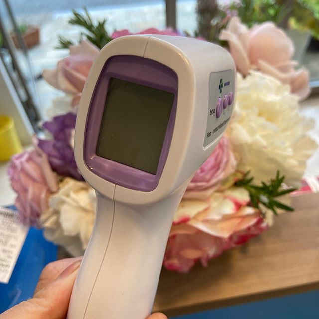 コロナ対策の一環でお客様には来店時に検温させていただいております。他に手指消毒や使いきりタオルなど対策をしておりますので安心して御来店ください。川間南口店山本#ナプラ#Nドットセラム#Nドットシアミルク #当日ご予約OK#ミルボン#エルジューダ#エルジュダエマルジョン#リファストレートアイロン#縮毛矯正  #美容室  野田市