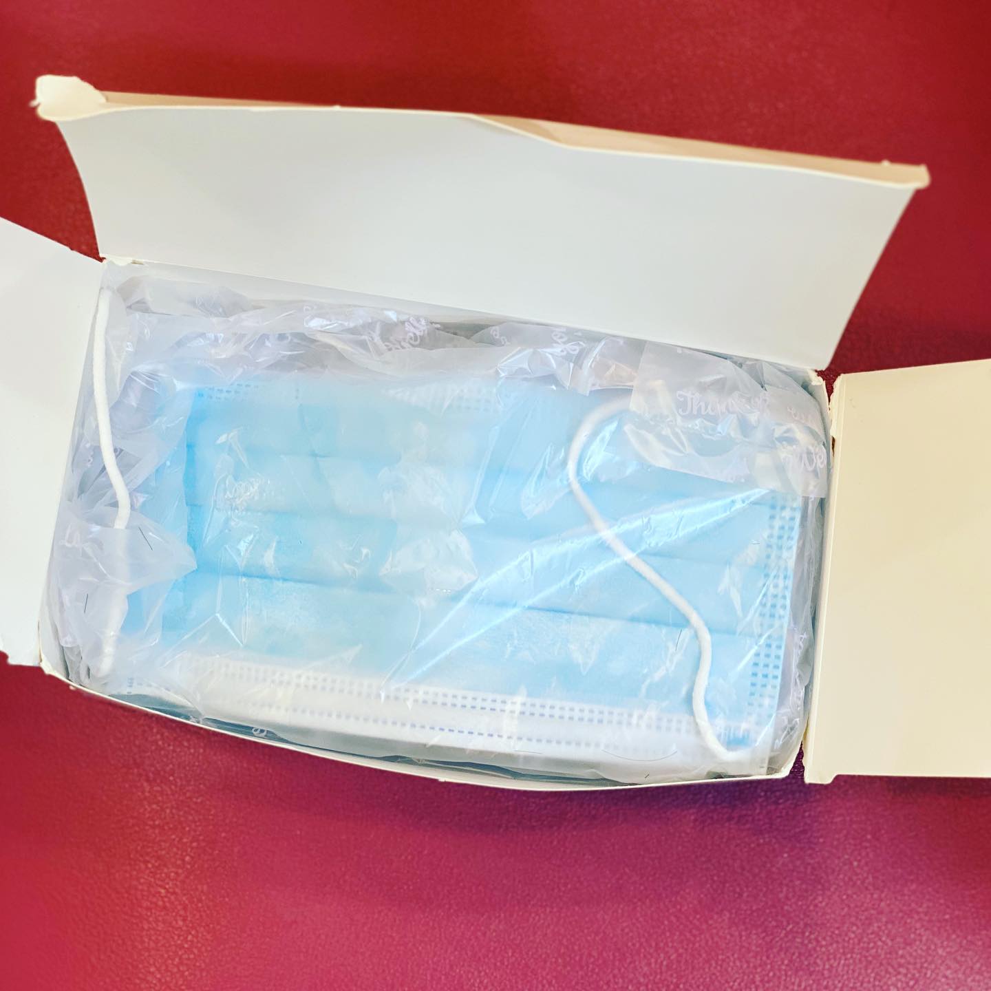 お客様1人1人マスクを付けての施術をお願いしております。その際はマスクのご用意がございますのでご協力よろしくお願いいたします！！・スタイリスト阿部川・#ナプラ#Nドットセラム#Nドットシアミルク #当日ご予約OK#ミルボン#エルジューダ#エルジュダエマルジョン#リファストレートアイロン#野田美容室#ステイホーム#ステイホームがんばろう #お家時間