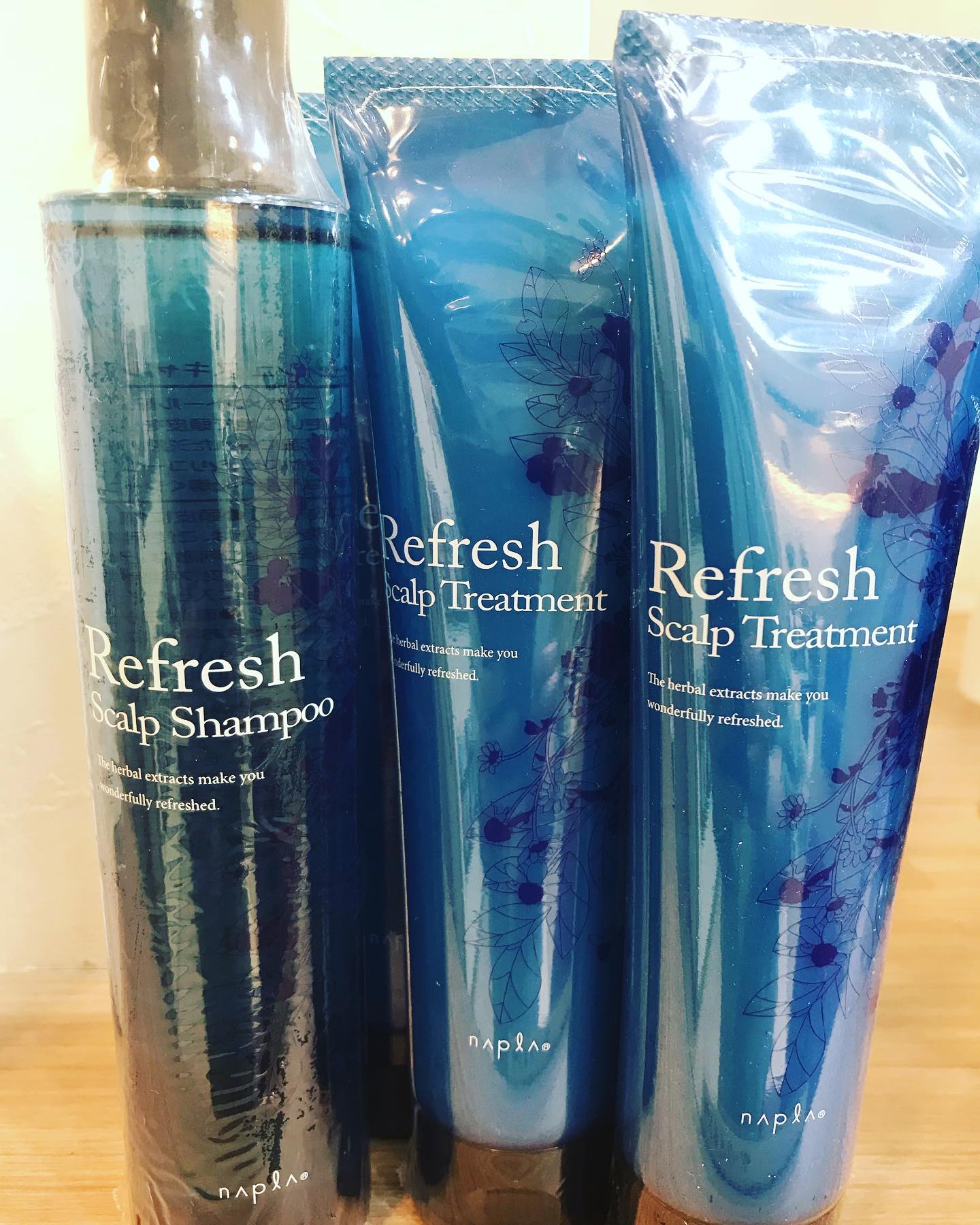 リフレッシュクールシャンプー冷んやりスッキリシャンプーです！暑い日が続きます！シャンプーでスッキリリフレッシュしましょ！🤗vivace川間南口店大友