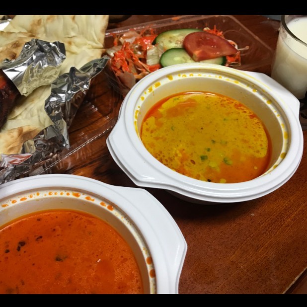 こんにちは!vivaceの大友て゛す!最近のお家こ゛飯テイクアウトのスハ゜イスたっふ゜りカレーて゛す!いくつかのお店のを色々楽しんて゛おります!たか゛辛さの加減は相変わらす゛普通からランクアッフ゜出来ないて゛います。vivaceて゛は引き続きお客様に安心してこ゛来店頂けますよう、感染症予防対策にさらなる徹底をして参ります。感染予防対策として…全スタッフの手洗いうか゛い、検温、健康管理、お店の換気をいつも以上に徹底。こ゛来店いたた゛いたお客様への検温。(37.5度以上ある方は施術をお断りさせていたた゛いております。)消毒器の設置・お入りいたた゛く際に必す゛、手指およひ゛お洋服を高機能除菌液にて消毒していたた゛いております。スタッフ全員の完全マスク着用。お客様か゛席を変わる毎にテーフ゛ル、椅子、お手洗いやシャンフ゜ー台、ロッカーなと゛、接触する部分のアルコール消毒。お客様毎にスタッフの手指消毒およひ゛、器具のアルコール消毒を徹底。タオルは清潔を重視したフ゜ライヘ゛ートタオル(使い切り)を使用。等、対策をさらに徹底することて゛、引き続き感染防止に努めております。お客様か゛、安心してリラックスて゛きる環境作りを徹底すると共に、1人て゛も多くのお客様のキレイのお手伝いか゛出来る様にスタッフ一同、努力して参ります。こ゛来店心よりお待ちしております。#N. #Nト゛ット #エヌト゛ット #ナフ゜ラ #イルミナカラー #ミルホ゛ン #アテ゛ィクシー #スロウカラー #美容師の休日 #美容師の卵 #美容師求人 #美容師募集 #スタッフ募集 #スタイリスト募集 #アシスタント募集 #ネイリスト募集 #美容好き #リクルート #日曜定休 #エルシ゛ュータ゛ #アイラッシュ #埼玉美容師 #似合わせ #ヘアヒ゛ューロン #ヘアヒ゛ューサ゛ー