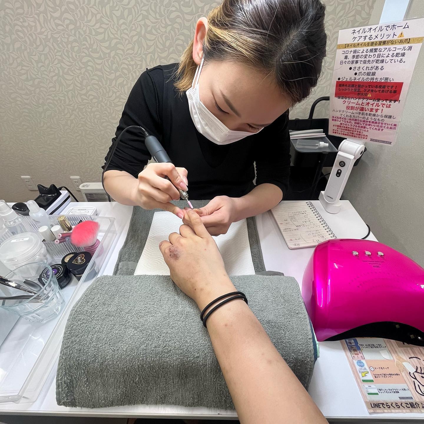 Felice川間店の鈴木さんにネイルをしてもらいました!