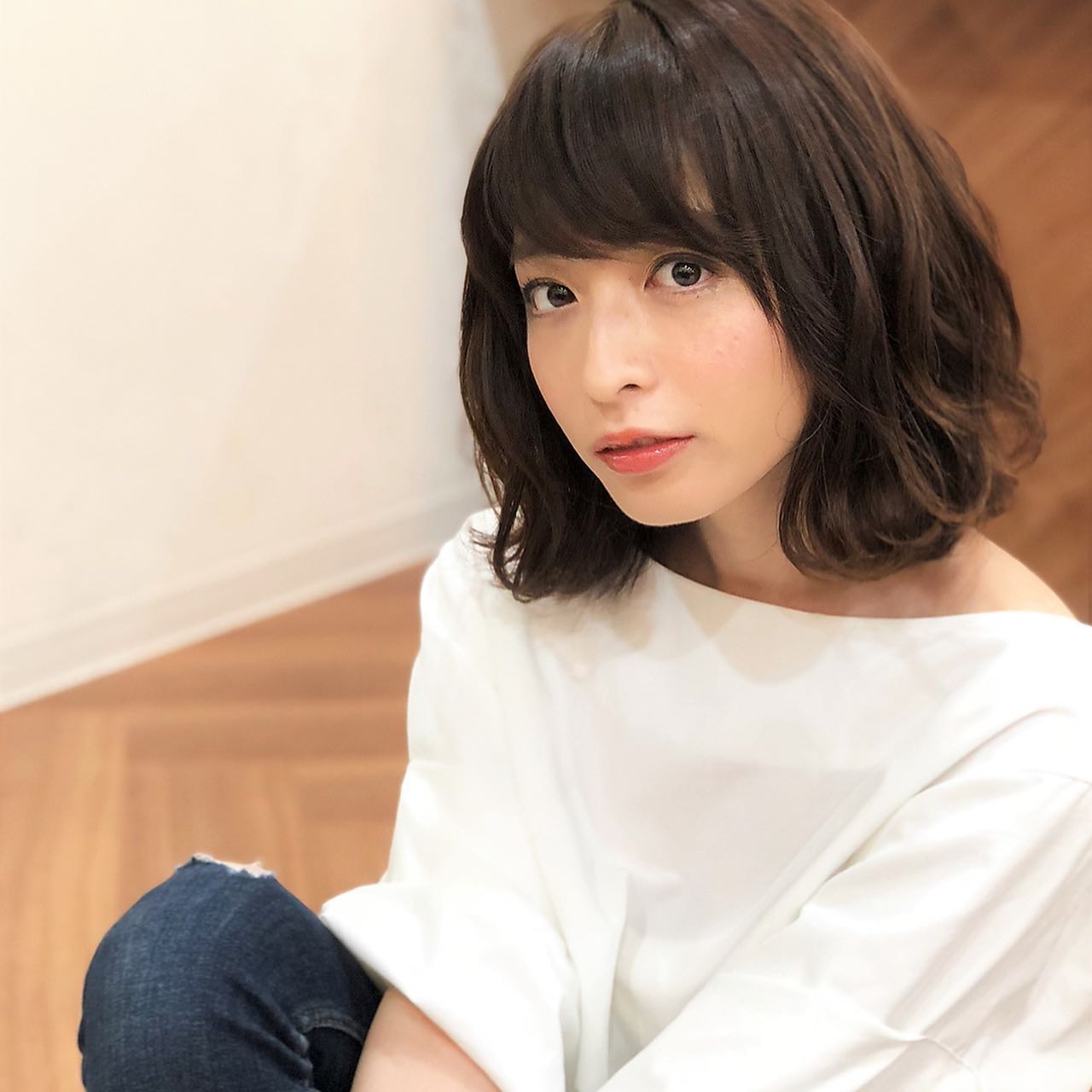 アニモフィオレンテ南越谷店です。無造作な動きを出したくせ毛風カールのボブスタイル☆大人可愛い人気なロブスタイルです！アニモフィオレンテて゛は空調管理、お客様一人一人新しいタオルを使用し、お客様一人一人手指消毒、セット面椅子の消毒、スタッフの出勤前の体調管理、消毒をし、ウイルス対策徹底しております安心してこ゛来店くた゛さい#南越谷#新越谷　#美容室　 #美容師　#越谷　#ヘアカラー　#ハ゜ーマ　#埼玉　#アニモフィオレンテ南越谷　#N. #エヌト゛ット　#ヘアケア　　#ホ゛フ゛　#薄毛女子　#フ゜ライヘ゛ート充実#フ゜ライヘ゛ートタオル＃ウイルス対策#コロナ対策#清潔#美容師募集 #スタッフ募集 #スタイリスト募集 #アシスタント募集 #ネイリスト募集 #日曜定休 #美容室日曜日休み #マツエク #ネイル#エルシ゛ュータ゛#アイラッシュ