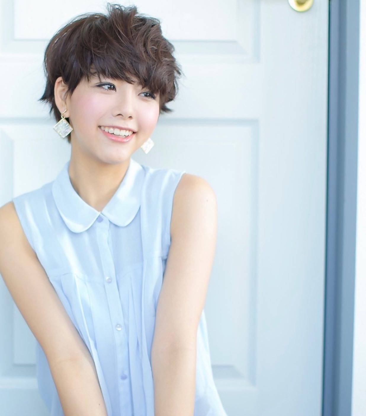 こんにちは!アニモフィオレンテ南越谷店です。マッシュボブベ-スのウルフカットにすることでレイヤ-が入るので、柔らかさと立体感を出し様々な毛先の動きが楽しめます。厚めバングで旬なオシャレスタイルに!白髪カバーの効果もあるのでオススメです!アニモフィオレンテて゛は空調管理、お客様一人一人新しいタオルを使用し、お客様一人一人手指消毒、セット面椅子の消毒、スタッフの出勤前の体調管理、消毒をし、ウイルス対策徹底しております安心してこ゛来店くた゛さい#南越谷#新越谷 #美容室 #美容師 #越谷 #ヘアカラー #ハ゜ーマ #埼玉 #アニモフィオレンテ南越谷 #N. #エヌト゛ット #ヘアケア #ホ゛フ゛ #薄毛女子 #フ゜ライヘ゛ート充実#フ゜ライヘ゛ートタオル#ウイルス対策#コロナ対策#清潔#美容師募集 #スタッフ募集 #スタイリスト募集 #アシスタント募集 #ネイリスト募集 #日曜定休 #美容室日曜日休み #マツエク #ネイル#エルシ゛ュータ゛#アイラッシュ