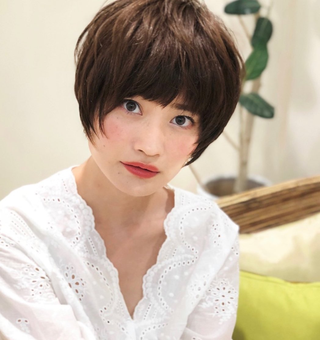 こんにちは！アニモフィオレンテ南越谷店の佐藤です！オススメのショートスタイル☆重めスタイルでも、明るめのブランジュカラーやマーメイドアッシュなら、エアリーでゆるふわマッシュショートに！くせのある方でも活かしやすいショートスタイルになっております！当サロンのカラーはオーガニック由来の頭皮に優しいものを使用しております。安心してカラーリングをお楽しみ下さい。アニモフィオレンテて゛は空調管理、お客様一人一人新しいタオルを使用し、お客様一人一人手指消毒、セット面椅子の消毒、スタッフの出勤前の体調管理、消毒をし、ウイルス対策徹底しております安心してこ゛来店くた゛さい#南越谷#新越谷　#美容室　 #美容師　#越谷　#ヘアカラー　#ハ゜ーマ　#埼玉　#アニモフィオレンテ越谷　#N. #エヌト゛ット　#ヘアケア　　#ホ゛フ゛　#薄毛女子　#フ゜ライヘ゛ート充実#フ゜ライヘ゛ートタオル＃ウイルス対策#コロナ対策#清潔#美容師募集 #スタッフ募集 #スタイリスト募集 #アシスタント募集 #ネイリスト募集 #日曜定休 #美容室日曜日休み #マツエク #ネイル#エルシ゛ュータ゛#アイラッシュ