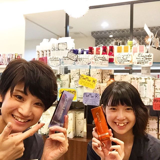 こんにちは^_^店長の飛鳥馬です★お出かけ前にポイントリタッチ!シャンプーで簡単に落ちる処方なのに汗に強いんです★顔まわりのキラッと光るあいつとオサラバです！#大人#美容室#三郷#BRP#ナプラ