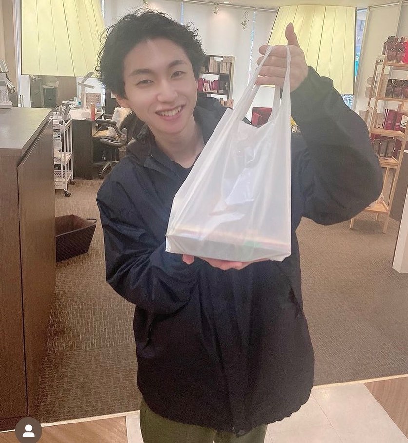 こんばんはスタイリストの小澤です️