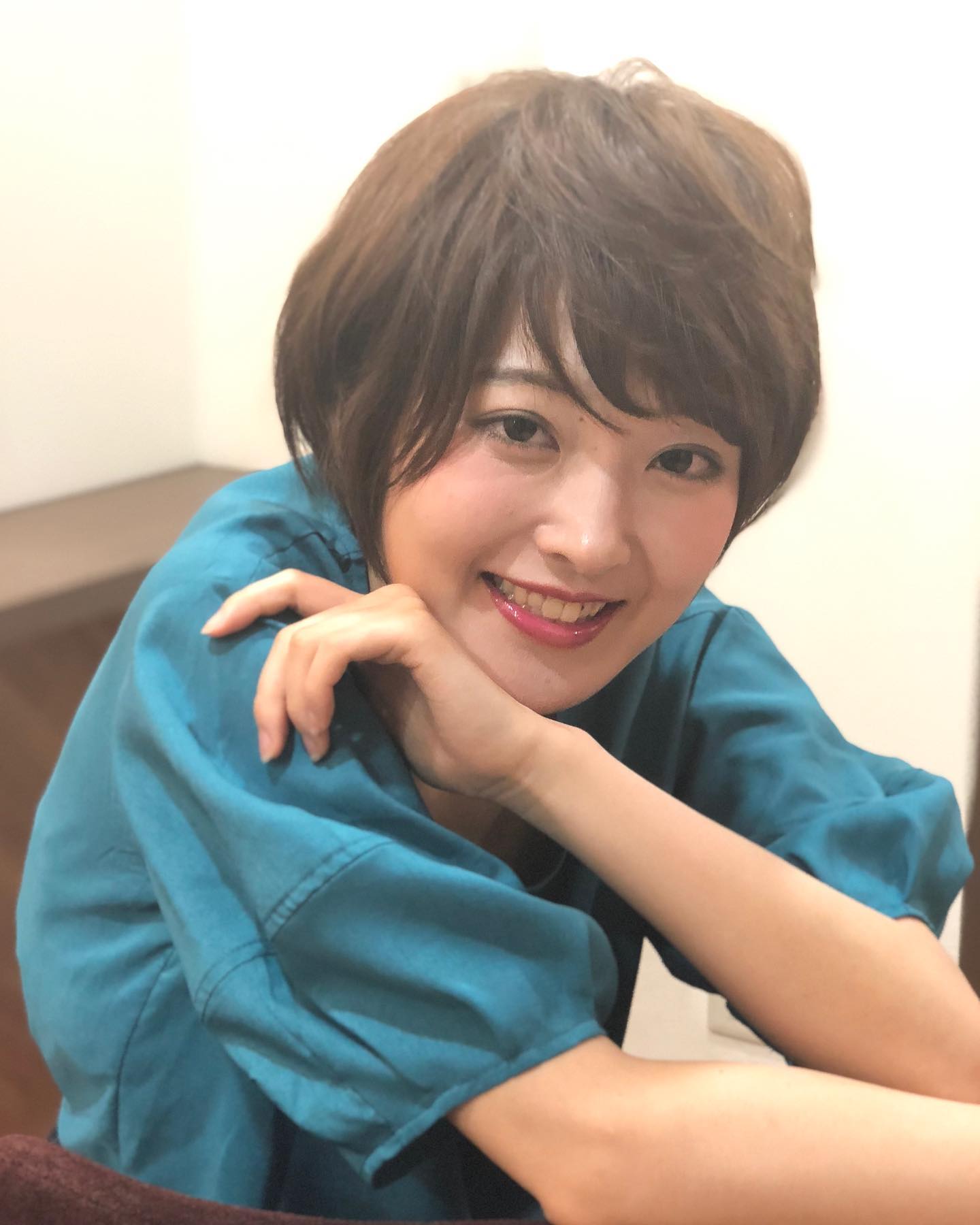 南流山の美容室アニモフィオレンテ｜ショートヘアに挑戦してみたいけと゛、?今まて゛した事か゛無い方！?是非お任せくた゛さい(^-^)??ハ゛ッサリとイメチェン楽しいて゛すよね♪?お客様のイメーシ゛を形に出来る様に、?カウンセリンク゛しっかりしております。??イメチェンて゛周りと差をつけちゃいましょう！?お待ちしております。??アニモフィオレンテ南流山?糸賀???ただ今当店では新型コロナウイルス感染対策として?＊スタッフ全員のマスクの着用?＊店内換気の強化?＊お客様ご来店時に手指消毒のご協力?＊使用座席　使用箇所の都度消毒?＊お客様1人1人のプライベートタオル（使い切り）の使用?＊空間除菌の実施?＊密集空間防止の為1日のご予約人数の制限をさせていただいております。?お客様に安心してご利用いただけるように取り組んでおります。????#アニモフィオレンテ南流山 #BRP #流山美容室 #南流山駅 #エヌドットポリッシュオイル #エヌドットシアミルク #エヌドットオム #エヌドットシャンプー #エヌドット取扱店 #ナプラエヌドット #ナプラオーガニックカラー #ナプラカラーケア #ナプラトリートメント #ナピュール #小顔カット #小顔効果 #大人ショート #前下がりショート #30代髪型 #40代髪型 #50代髪型  #南流山 #コロナ対策 #プライベートタオル #リファ #レア髪 #日曜日休み #リクルート #6時まで営業 #社会保障完備