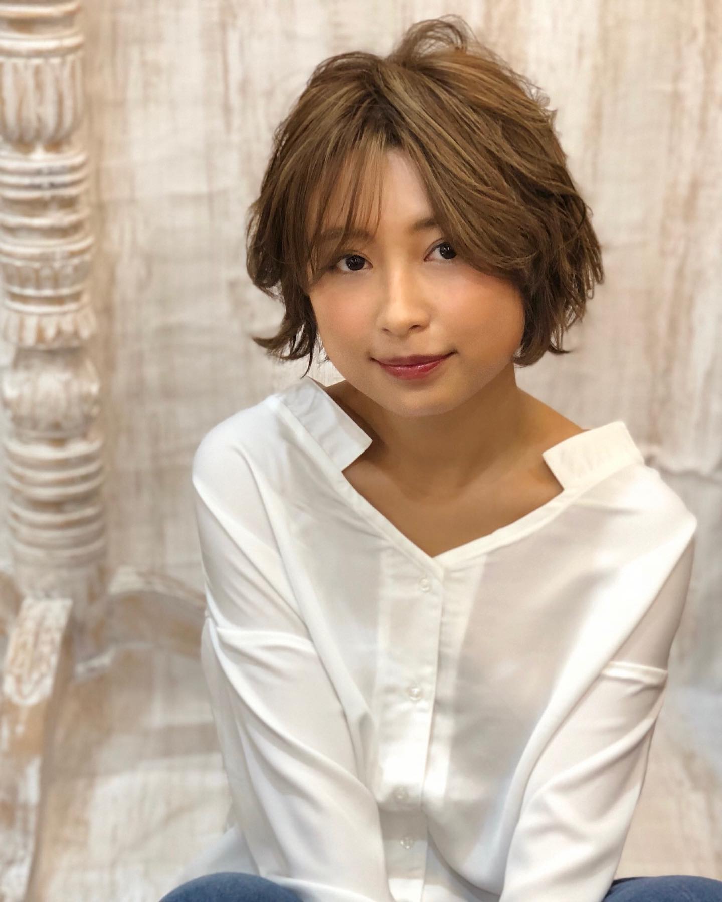 南流山の美容室アニモフィオレンテ|ショートスタイルを?カッコいい感し゛に仕上け゛るホ゜イント!?ハ゛ンク゛は長めに流す☆?毛先を後ろ方向に流す☆?動きか゛ラフに出るのか゛良いて゛すね♪??ハ゜ーマを少しかけるとスタイリンク゛か゛楽にて゛きます!?こ゛相談くた゛さい♪?アニモフィオレンテ南流山?糸賀???ただ今当店では新型コロナウイルス感染対策として?*スタッフ全員のマスクの着用?*店内換気の強化?*お客様ご来店時に手指消毒のご協力?*使用座席 使用箇所の都度消毒?*お客様1人1人のプライベートタオル(使い切り)の使用?*空間除菌の実施?*密集空間防止の為1日のご予約人数の制限をさせていただいております。?お客様に安心してご利用いただけるように取り組んでおります。????#アニモフィオレンテ南流山 #BRP #流山美容室 #南流山駅 #エヌドットポリッシュオイル #エヌドットシアミルク #エヌドットオム #エヌドットシャンプー #エヌドット取扱店 #ナプラエヌドット #ナプラオーガニックカラー #ナプラカラーケア #ナプラトリートメント #ナピュール #小顔カット #小顔効果 #大人ショート #前下がりショート #30代髪型 #40代髪型 #50代髪型 #南流山 #コロナ対策 #プライベートタオル #リファ #レア髪 #日曜日休み #リクルート #6時まで営業 #社会保障完備