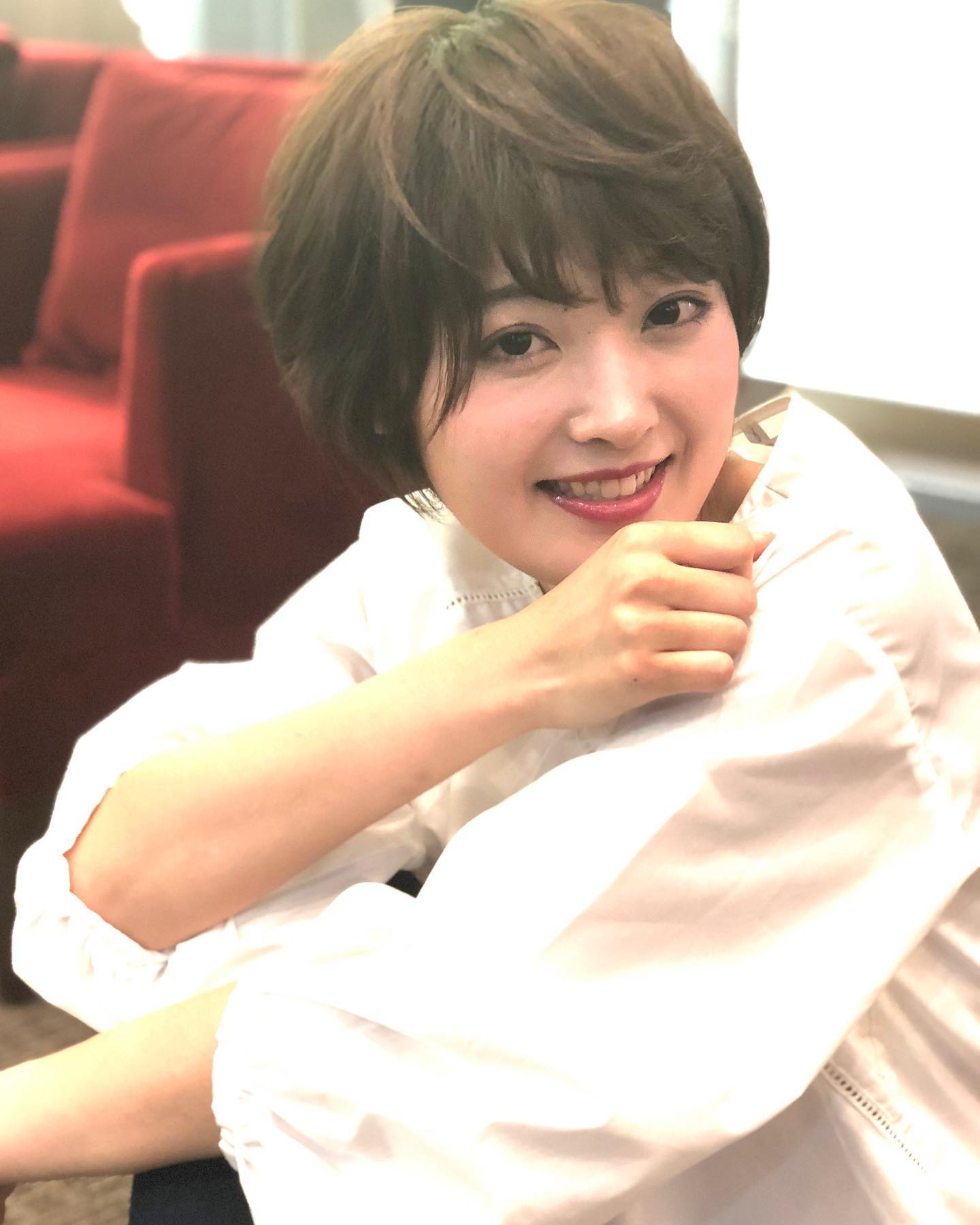 南流山の美容室アニモフィオレンテ|ショートヘアに挑戦してみたいけど、?今までした事が無い方!?是非お任せください(^-^)??バッサリとイメチェン楽しいですよね♪?お客様のイメージを形に出来る様に、?カウンセリングしっかりしております。??イメチェンで周りと差をつけちゃいましょう!?お待ちしております。??アニモフィオレンテ南流山?糸賀??ただ今当店では新型コロナウイルス感染対策として?*スタッフ全員のマスクの着用?*店内換気の強化?*お客様ご来店時に手指消毒のご協力?*使用座席 使用箇所の都度消毒?*お客様1人1人のプライベートタオル(使い切り)の使用?*空間除菌の実施?*密集空間防止の為1日のご予約人数の制限をさせていただいております。?お客様に安心してご利用いただけるように取り組んでおります。????#アニモフィオレンテ南流山 #BRP #流山美容室 #南流山駅 #エヌドットポリッシュオイル #エヌドットシアミルク #エヌドットオム #エヌドットシャンプー #エヌドット取扱店 #ナプラエヌドット #ナプラオーガニックカラー #ナプラカラーケア #ナプラトリートメント #ナピュール #小顔カット #小顔効果 #大人ショート #前下がりショート #30代髪型 #40代髪型 #50代髪型 #南流山 #コロナ対策 #プライベートタオル #リファ #レア髪 #日曜日休み #リクルート #6時まで営業 #社会保障完備