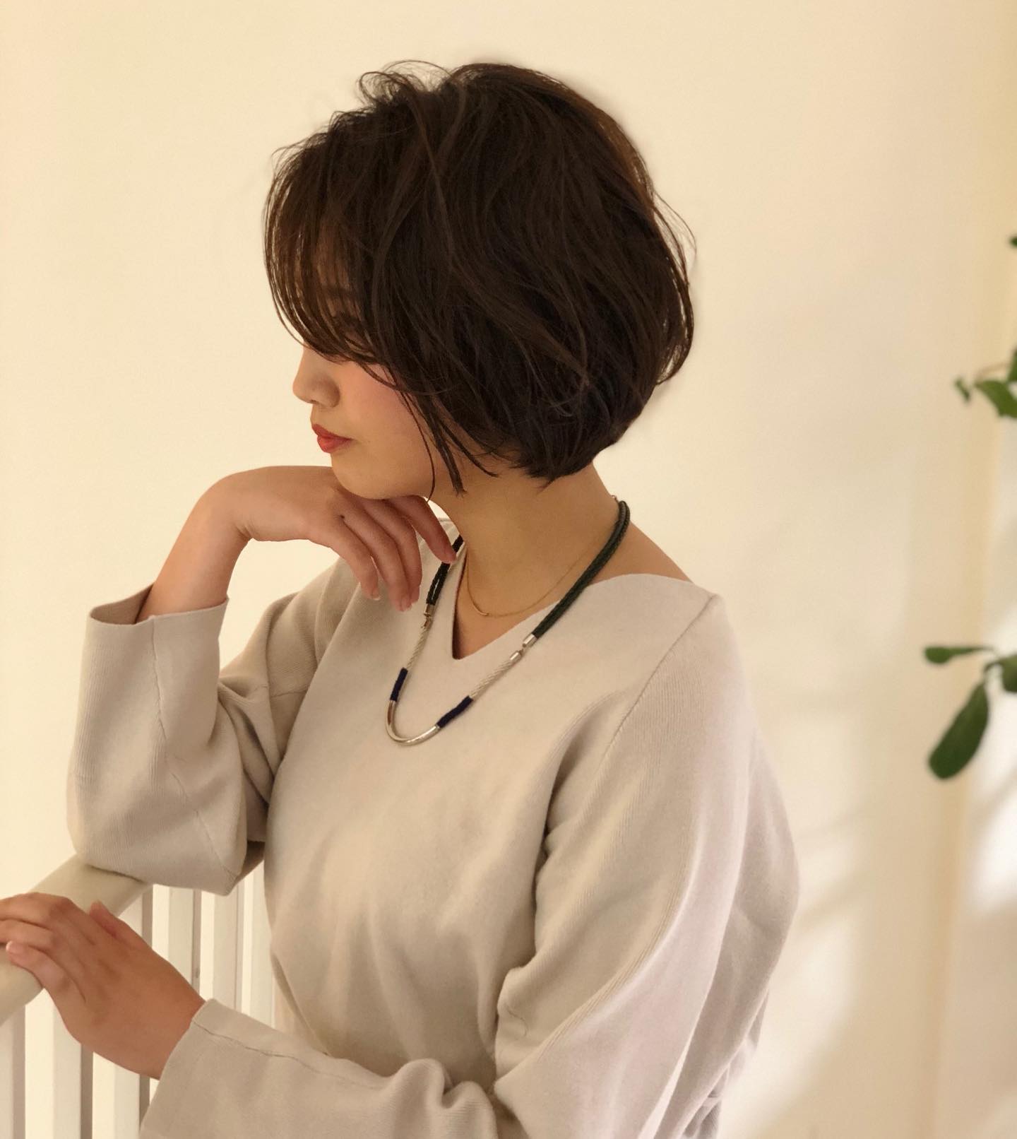 南流山の美容室アニモフィオレンテ｜ボブの長さは首がスッキリと細みえするので、?横顔美人になれちゃいます！??人それぞれ似合う長さにカットいたしますので、?ご相談ください！??アニモフィオレンテ南流山?糸賀??ただ今当店では新型コロナウイルス感染対策として?＊スタッフ全員のマスクの着用?＊店内換気の強化?＊お客様ご来店時に手指消毒のご協力?＊使用座席　使用箇所の都度消毒?＊お客様1人1人のプライベートタオル（使い切り）の使用?＊空間除菌の実施?＊密集空間防止の為1日のご予約人数の制限をさせていただいております。?お客様に安心してご利用いただけるように取り組んでおります。????#アニモフィオレンテ南流山 #BRP #流山美容室 #南流山駅 #エヌドットポリッシュオイル #エヌドットシアミルク #エヌドットオム #エヌドットシャンプー #エヌドット取扱店 #ナプラエヌドット #ナプラオーガニックカラー #ナプラカラーケア #ナプラトリートメント #ナピュール #小顔カット #小顔効果 #大人ショート #前下がりショート #30代髪型 #40代髪型 #50代髪型  #南流山 #コロナ対策 #プライベートタオル #リファ #レア髪 #日曜日休み #リクルート #6時まで営業 #社会保障完備?