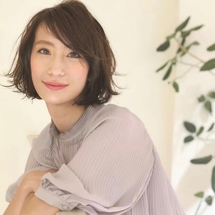 南流山の美容室アニモフィオレンテ|毎朝身だしなみを整えて始まる1日。そこに欠かせないヘアースタイリング。だからこそ、毎日楽に整えて綺麗に。お客様にあった綺麗に見えるカラー。見つけましょう!スタイリスト大橋#アニモフィオレンテ南流山 #BRP #流山美容室 #南流山駅 #エヌドットポリッシュオイル #エヌドットシアミルク #エヌドットオム #エヌドットシャンプー #エヌドット取扱店 #ナプラエヌドット #ナプラオーガニックカラー #ナプラカラーケア #ナプラトリートメント #ナピュール #小顔カット #小顔効果 #大人ショート #前下がりショート #30代髪型 #40代髪型 #50代髪型 #南流山 #コロナ対策 #プライベートタオル #リファ #レア髪 #日曜日休み #リクルート #6時まで営業 #社会保障完備