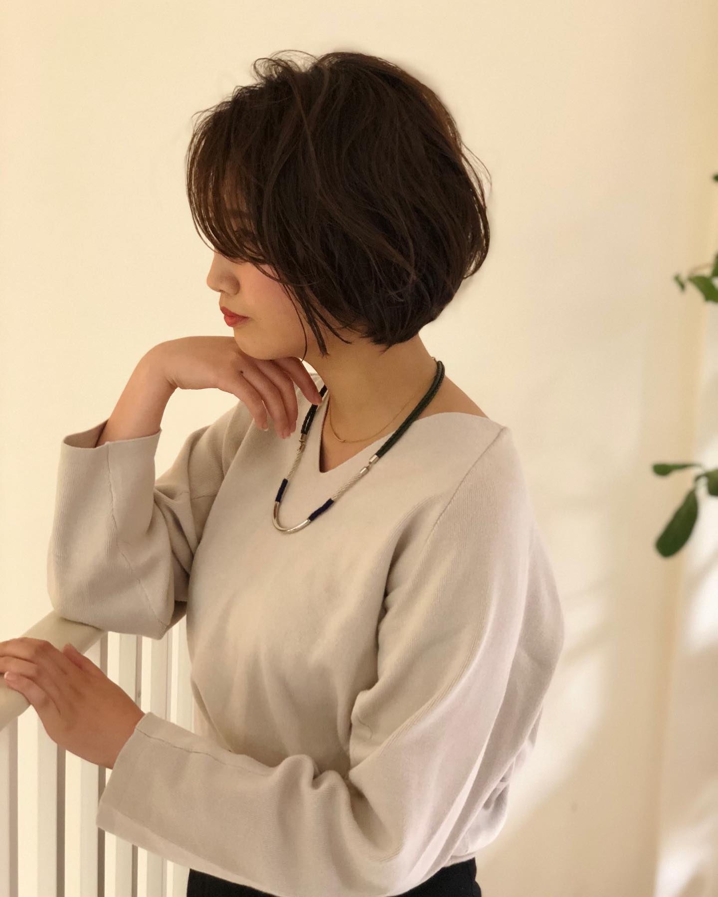 南流山の美容室アニモフィオレンテ｜ボブの長さは首がスッキリと細みえするので、?横顔美人になれちゃいます！??人それぞれ似合う長さにカットいたしますので、?ご相談ください！??アニモフィオレンテ南流山?糸賀??ただ今当店では新型コロナウイルス感染対策として?＊スタッフ全員のマスクの着用?＊店内換気の強化?＊お客様ご来店時に手指消毒のご協力?＊使用座席　使用箇所の都度消毒?＊お客様1人1人のプライベートタオル（使い切り）の使用?＊空間除菌の実施?＊密集空間防止の為1日のご予約人数の制限をさせていただいております。?お客様に安心してご利用いただけるように取り組んでおります。????#アニモフィオレンテ南流山 #BRP #流山美容室 #南流山駅 #エヌドットポリッシュオイル #エヌドットシアミルク #エヌドットオム #エヌドットシャンプー #エヌドット取扱店 #ナプラエヌドット #ナプラオーガニックカラー #ナプラカラーケア #ナプラトリートメント #ナピュール #小顔カット #小顔効果 #大人ショート #前下がりショート #30代髪型 #40代髪型 #50代髪型  #南流山 #コロナ対策 #プライベートタオル #リファ #レア髪 #日曜日休み #リクルート #6時まで営業 #社会保障完備?