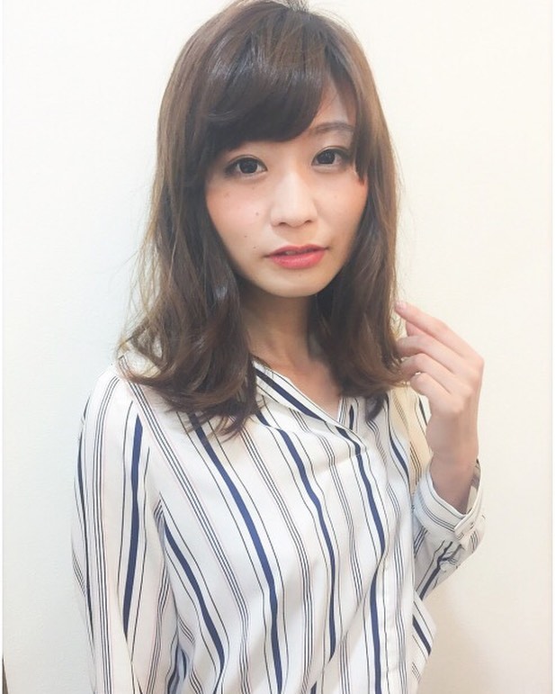 南流山の美容室アニモフィオレンテ｜ふわふわな質感のデジタルパーマ?ロングヘアにはデジタルパーマがオススメ！??大きなウェーブで長持ちなので、?かかりにくい方にもgood!??おろしてスタイリングしたいこの時期だからこそ！?パーマでイメチェンしましょう♪??アニモフィオレンテ南流山?糸賀??ただ今当店では新型コロナウイルス感染対策として?＊スタッフ全員のマスクの着用?＊店内換気の強化?＊お客様ご来店時に手指消毒のご協力?＊使用座席　使用箇所の都度消毒?＊お客様1人1人のプライベートタオル（使い切り）の使用?＊空間除菌の実施?＊密集空間防止の為1日のご予約人数の制限をさせていただいております。?お客様に安心してご利用いただけるように取り組んでおります。????#アニモフィオレンテ南流山 #BRP #流山美容室 #南流山駅 #エヌドットポリッシュオイル #エヌドットシアミルク #エヌドットオム #エヌドットシャンプー #エヌドット取扱店 #ナプラエヌドット #ナプラオーガニックカラー #ナプラカラーケア #ナプラトリートメント #ナピュール #小顔カット #小顔効果 #大人ショート #前下がりショート #30代髪型 #40代髪型 #50代髪型  #南流山 #コロナ対策 #プライベートタオル #リファ #レア髪 #日曜日休み #リクルート #6時まで営業 #社会保障完備?