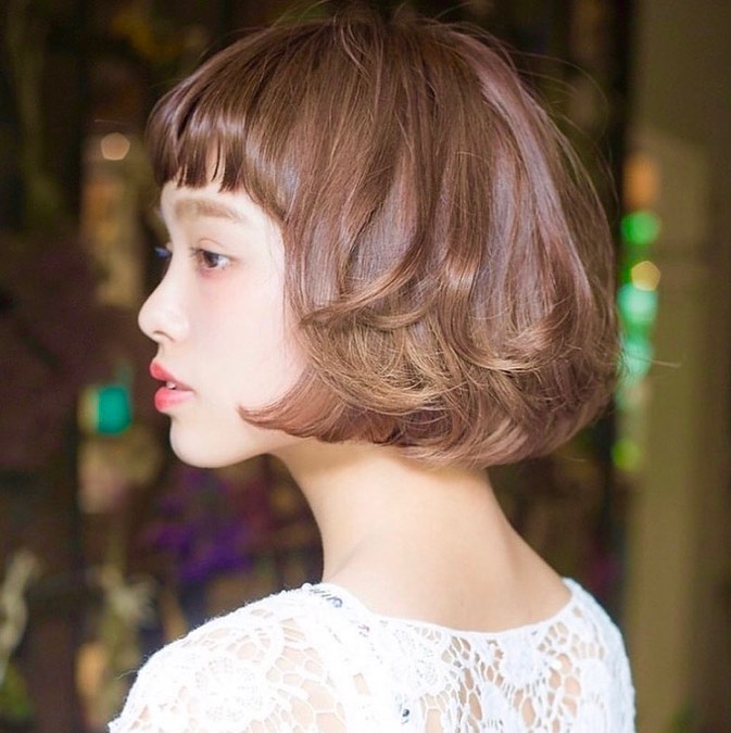 南流山の美容室アニモフィオレンテ｜ヘアカラーのベースにプラスして部分カラーを入れると全体の雰囲気が軽くそして明るくなります！おススメカラーお客様に合ったポイントカラーしましょう！スタイリスト大橋#アニモフィオレンテ南流山 #BRP #流山美容室 #南流山駅 #エヌドットポリッシュオイル #エヌドットシアミルク #エヌドットオム #エヌドットシャンプー #エヌドット取扱店 #ナプラエヌドット #ナプラオーガニックカラー #ナプラカラーケア #ナプラトリートメント #ナピュール #小顔カット #小顔効果 #大人ショート #前下がりショート #30代髪型 #40代髪型 #50代髪型  #南流山 #コロナ対策 #プライベートタオル #リファ #レア髪 #日曜日休み #リクルート #6時まで営業 #社会保障完備