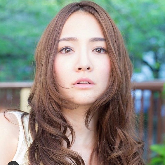 南流山の美容室アニモフィオレンテ｜毎朝身だしなみを整えて始まる1日。そこに欠かせないヘアースタイリング。だからこそ、毎日楽に整えて綺麗に。お客様にあった綺麗に見えるカラー。見つけましょう！スタイリスト大橋#アニモフィオレンテ南流山 #BRP #流山美容室 #南流山駅 #エヌドットポリッシュオイル #エヌドットシアミルク #エヌドットオム #エヌドットシャンプー #エヌドット取扱店 #ナプラエヌドット #ナプラオーガニックカラー #ナプラカラーケア #ナプラトリートメント #ナピュール #小顔カット #小顔効果 #大人ショート #前下がりショート #30代髪型 #40代髪型 #50代髪型  #南流山 #コロナ対策 #プライベートタオル #リファ #レア髪 #日曜日休み #リクルート #6時まで営業 #社会保障完備