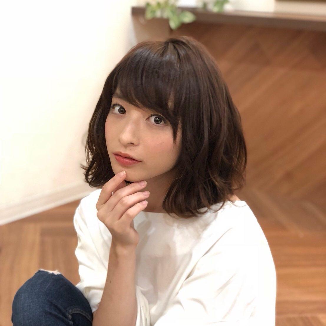 南流山の美容室アニモフィオレンテ｜カラーの色味を変えるだけでも少し違った雰囲気に！光に反射して艶々に見えます！明るめカラーで冬にアクセントをつけて。スタイリスト大橋#アニモフィオレンテ南流山 #BRP #流山美容室 #南流山駅 #エヌドットポリッシュオイル #エヌドットシアミルク #エヌドットオム #エヌドットシャンプー #エヌドット取扱店 #ナプラエヌドット #ナプラオーガニックカラー #ナプラカラーケア #ナプラトリートメント #ナピュール #小顔カット #小顔効果 #大人ショート #前下がりショート #30代髪型 #40代髪型 #50代髪型  #南流山 #コロナ対策 #プライベートタオル #リファ #レア髪 #日曜日休み #リクルート #6時まで営業 #社会保障完備