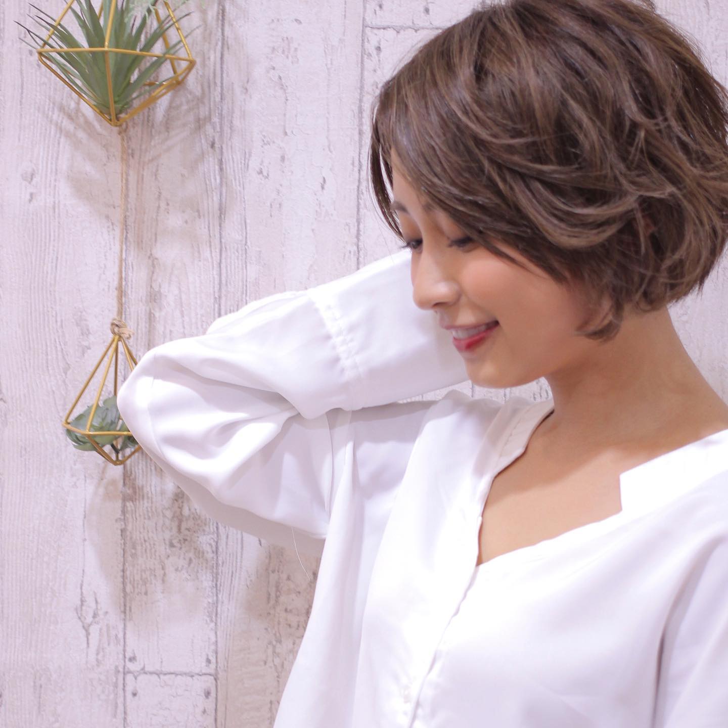 南流山の美容室アニモフィオレンテ｜横から見たシルエットが丸く収まっていると、?伸びてきた時のバランスが崩れにくくgood!?耳周りスッキリでマスクをしてても快適です♪?アニモフィオレンテ南流山?糸賀??#アニモフィオレンテ南流山 #BRP #流山美容室 #南流山駅 #エヌドットポリッシュオイル #エヌドットシアミルク #エヌドットオム #エヌドットシャンプー #エヌドット取扱店 #ナプラエヌドット #ナプラオーガニックカラー #ナプラカラーケア #ナプラトリートメント #ナピュール #小顔カット #小顔効果 #大人ショート #前下がりショート #30代髪型 #40代髪型 #50代髪型  #南流山 #コロナ対策 #プライベートタオル #リファ #レア髪 #日曜日休み #リクルート #6時まで営業 #社会保障完備?