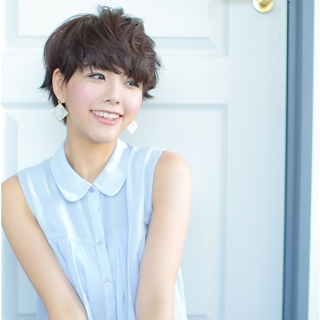 南流山の美容室アニモフィオレンテ｜トップにふんわりカールをつけて、?まとまり過ぎないショートスタイル。?スタイリングをしやすくパーマをポイントでかけるのがオススメ！?自分らしいヘアスタイルを楽しましょう♪?アニモフィオレンテ南流山?糸賀??#アニモフィオレンテ南流山 #BRP #流山美容室 #南流山駅 #エヌドットポリッシュオイル #エヌドットシアミルク #エヌドットオム #エヌドットシャンプー #エヌドット取扱店 #ナプラエヌドット #ナプラオーガニックカラー #ナプラカラーケア #ナプラトリートメント #ナピュール #小顔カット #小顔効果 #大人ショート #前下がりショート #30代髪型 #40代髪型 #50代髪型  #南流山 #コロナ対策 #プライベートタオル #リファ #レア髪 #日曜日休み #リクルート #6時まで営業 #社会保障完備?