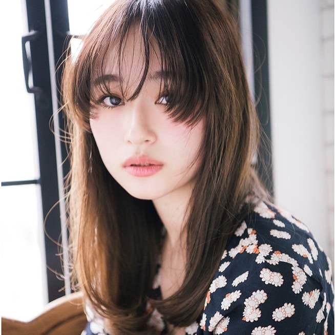 南流山の美容室アニモフィオレンテ｜室内で見ると暗めのカラーでも、?光に透けると柔らかな印象に。?ポイントはグレージュのカラー?ツヤもしっかり出る大人カラーです。?アニモフィオレンテ南流山?糸賀??#アニモフィオレンテ南流山 #BRP #流山美容室 #南流山駅 #エヌドットポリッシュオイル #エヌドットシアミルク #エヌドットオム #エヌドットシャンプー #エヌドット取扱店 #ナプラエヌドット #ナプラオーガニックカラー #ナプラカラーケア #ナプラトリートメント #ナピュール #小顔カット #小顔効果 #大人ショート #前下がりショート #30代髪型 #40代髪型 #50代髪型  #南流山 #コロナ対策 #プライベートタオル #リファ #レア髪 #日曜日休み #リクルート #6時まで営業 #社会保障完備?