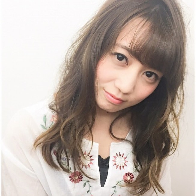 南流山の美容室アニモフィオレンテ｜ふんわり柔らかい質感に仕上げるためには、?システムトリートメントが必須！?仕上がりの違いを体験してください♪?ロングヘアを綺麗にウェーブスタイルにチェンジ！?アニモフィオレンテ南流山?糸賀??#アニモフィオレンテ南流山 #BRP #流山美容室 #南流山駅 #エヌドットポリッシュオイル #エヌドットシアミルク #エヌドットオム #エヌドットシャンプー #エヌドット取扱店 #ナプラエヌドット #ナプラオーガニックカラー #ナプラカラーケア #ナプラトリートメント #ナピュール #小顔カット #小顔効果 #大人ショート #前下がりショート #30代髪型 #40代髪型 #50代髪型  #南流山 #コロナ対策 #プライベートタオル #リファ #レア髪 #日曜日休み #リクルート #6時まで営業 #社会保障完備?