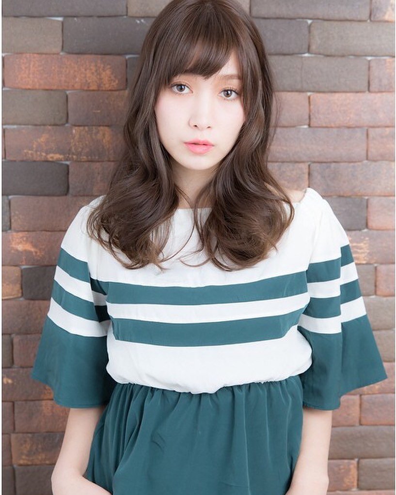 南流山の美容室アニモフィオレンテ｜こんにちは！アニモフィオレンテ南流山店のアシスタント?小薬です！顔周りにパーマをかけることで小顔感upします！朝のスタイリングも簡単です◎ちょっとしたイメチェンをしたい方にオススメ♪N.から出ているポリッシュオイルとの相性も抜群です！#アニモフィオレンテ南流山 #BRP #流山美容室 #南流山駅 #エヌドットポリッシュオイル #エヌドットシアミルク #エヌドットオム #エヌドットシャンプー #エヌドット取扱店 #ナプラエヌドット #ナプラオーガニックカラー #ナプラカラーケア #ナプラトリートメント #ナピュール #小顔カット #小顔効果 #大人ショート #前下がりショート #30代髪型 #40代髪型 #50代髪型  #南流山 #コロナ対策 #プライベートタオル #リファ #レア髪 #日曜日休み #リクルート #6時まで営業 #社会保障完備