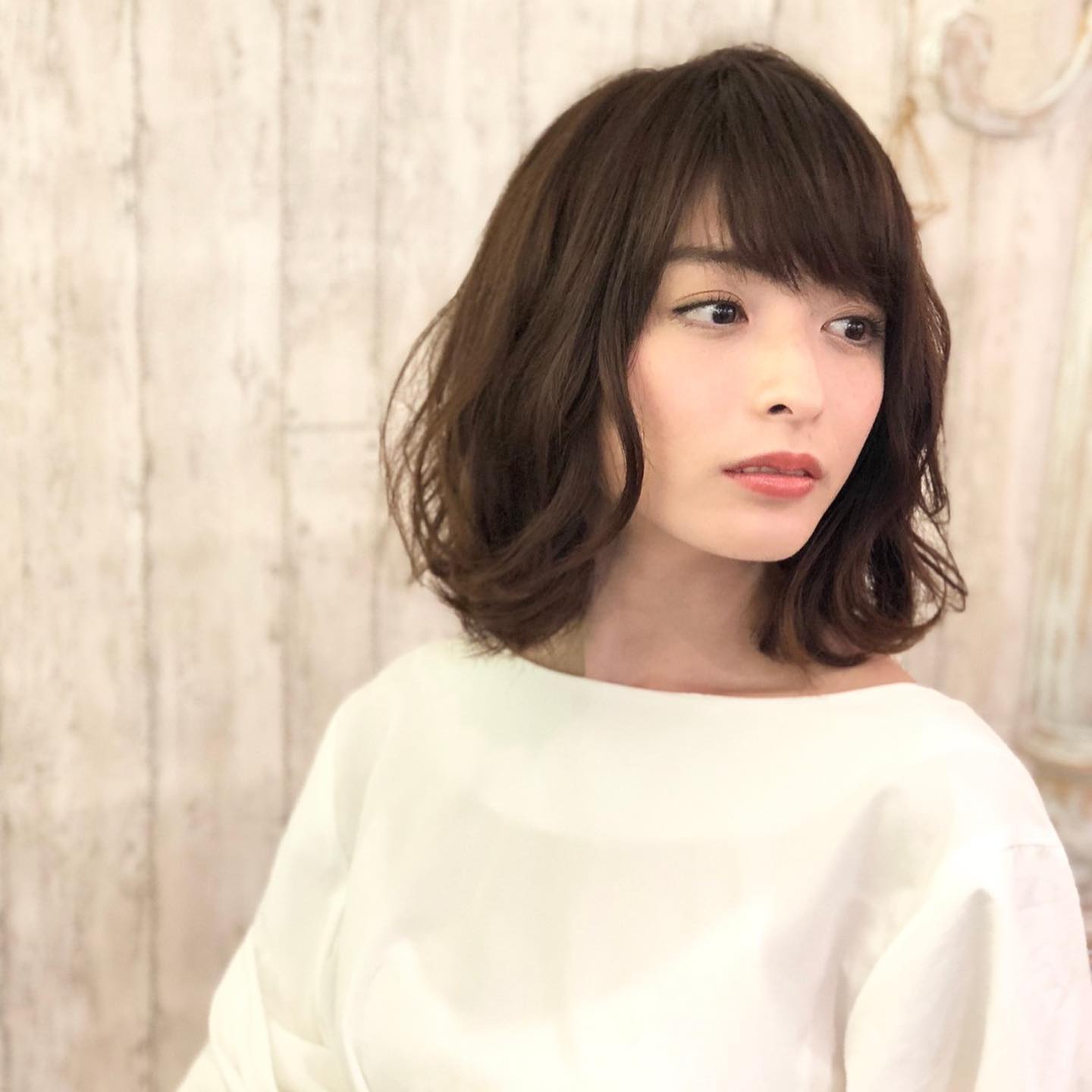 南流山の美容室アニモフィオレンテ｜乾燥した髪や明るくなった髪も少し気分を変えて潤う大人カラーへ艶や潤いはプラスケアで補いましょう。スタイリスト　大橋南流山店では引き続きお客様に安心してご来店頂けますよう、感染症予防対策にさらなる徹底をして参ります。南流山店では引き続きお客様に安心してご来店頂けますよう、感染症予防対策にさらなる徹底をして参ります。