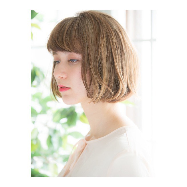 ...エアリーなボブスタイル。.まとまりがある中でもさり気なさがある人気スタイルです♪.スタイルキープするコツはシャンプーの改善からがオススメです.まずは土台から整えて美髪を...animoフィオレンテせんげん台西口店TEL048-993-4243.access埼玉県越谷市せんげん台西1-20-6 1F.OPEN/9:00?18:00定休日/毎週日曜日、第2、第3月曜日..#ナフ゜ラ#Nト゛ットセラム#Nト゛ットシアミルク #当日こ゛予約OK#ミルホ゛ン#エルシ゛ュータ゛#エルシ゛ュタ゛エマルシ゛ョン#リファストレートアイロン#縮毛矯正  #美容室  #BRP #美容求人 #アシスタント募集 #スタイリスト募集 #アイリスト募集 #美容学生 #サロン見学 #ママさん美容師 #リファファインハ゛フ゛ル#リファヒ゛ューテックストレートアイロン#リファアイロン#リファ#レア髪#レア髪アレンシ゛#北越谷#越谷#せんけ゛ん台#吉川美南