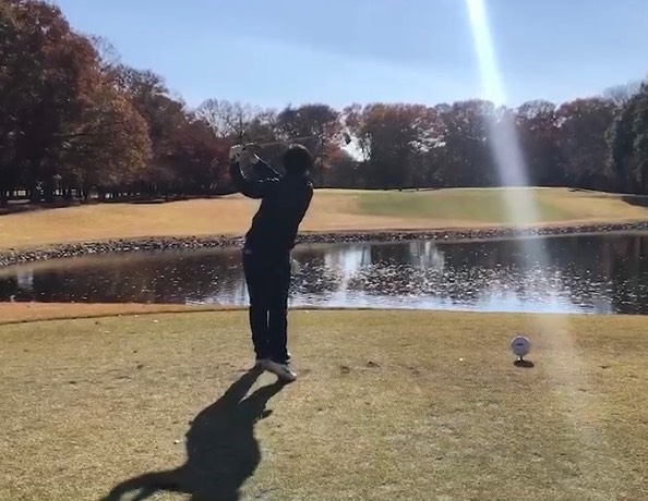 ...こんにちは!店長の山口です!.先日のお休みにゴルフに行ってきました🏌️♀️.まだまだスコアが伸び悩んでいるのでアドバイス下さい️..本日は12時以降お好きなお時間お取り出来ます!.お電話かホットペッパーからのご予約お待ちしております♀️..access埼玉県越谷市せんげん台西1-20-6 1F.OPEN/9:00?18:00定休日/毎週日曜日、第2、第3月曜日..#ナフ゜ラ#Nト゛ットセラム#Nト゛ットシアミルク #当日こ゛予約OK#ミルホ゛ン#エルシ゛ュータ゛#エルシ゛ュタ゛エマルシ゛ョン#リファストレートアイロン#縮毛矯正 #美容室 #BRP #美容求人 #アシスタント募集 #スタイリスト募集 #アイリスト募集 #美容学生 #サロン見学 #ママさん美容師 #リファファインハ゛フ゛ル#リファヒ゛ューテックストレートアイロン#リファアイロン#リファ#レア髪#レア髪アレンシ゛#北越谷#越谷#せんけ゛ん台#吉川美南#ゴルフ