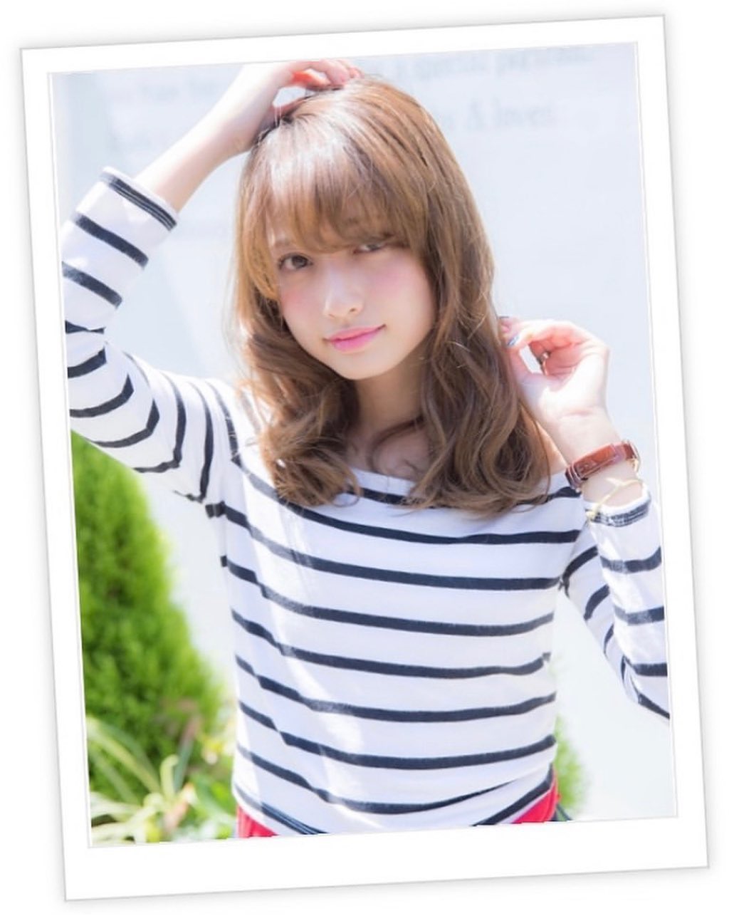 ロングでも重くならない透けるような質感がポイントのスタイルは、ことりベージュで明るく！くせ毛風エアリーカールでナチュラルに韓国風ヨシンモリの完成