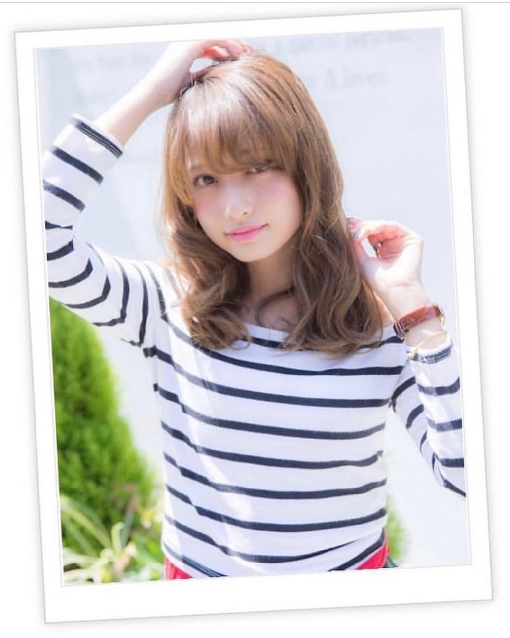 ロングでも重くならない透けるような質感がポイントのスタイルは、ことりベージュで明るく！くせ毛風エアリーカールでナチュラルに韓国風ヨシンモリの完成