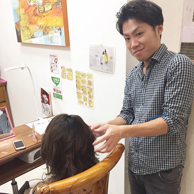 アニモ吉川店店長の渡辺梢です(o^^o)昨日は春日部店で撮影会でした📸スタイリスト藤本とペアで作品づくりです#N. #エヌドット #ナプラ #イルミナカラー #ミルボン #throw #スロウカラー #ショート #ボブ #パーマ #ロブ #aujua #撮影モデル募集 #カットモデル募集 #エルジューダ #レイクタウン #脱け毛 #薄毛 #脱け毛の季節 #秋カラー #色持ち #ブリーチなし