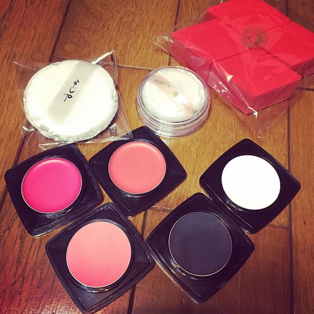 アニモ吉川店店長の渡辺梢です( ??? )成人式のために京都で新しく化粧品を購入しました(*´艸`*) 発色がいいので撮影にも使えそうです?#エヌドット#ナプラ#イルミナカラー#ミルボン#スロウカラー#美容師国家試験#美容師の休日#美容師の卵#美容師求人 #美容師募集 #スタッフ募集 #スタイリスト募集 #アシスタント募集 #ネイリスト募集 #美容好き #東萌ビューティーカレッジ#パリ美 #パリ総合美容専門学校 #埼美 #埼玉理容美容専門学校 #東洋理容美容専門学校 #リクルート #日曜定休#エルジューダ#アイラッシュ#武蔵野線美容室#アーバンパークライン美容室#スカイツリーライン美容室#埼玉美容師 #似合わせ