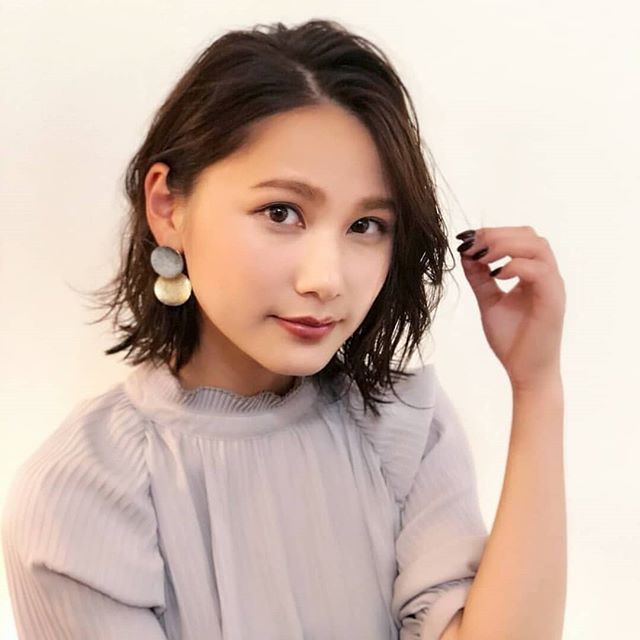 アニモ吉川店店長の渡辺梢です！！ ウェットスタイリングでトレンドヘアに～ 乾燥対策もバッチリできちゃいます！！ ぜひお試しください！！#エヌドット#ナプラ#イルミナカラー#ミルボン#スロウカラー#美容師国家試験#美容師の休日#美容師の卵#美容師求人 #美容師募集 #スタッフ募集 #スタイリスト募集 #アシスタント募集 #ネイリスト募集 #美容好き #東萌ビューティーカレッジ#パリ美 #パリ総合美容専門学校 #埼美 #埼玉理容美容専門学校 #東洋理容美容専門学校 #リクルート #日曜定休#エルジューダ#アイラッシュ#武蔵野線美容室#アーバンパークライン美容室#スカイツリーライン美容室#埼玉美容師 #似合わせ