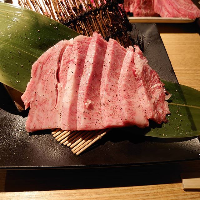 おはようございます️ 先日は蒲生店北越谷吉川店の３店舗で忘年会にをしました吉川店の隣の焼肉屋です️ スタミナをつけて今年も乗り越えられそうですまた、来年も皆でお肉を食べれるようにしたいです #アニモ#吉川#蒲生#北越谷#お肉#忘年会#美容室#焼肉#当日予約