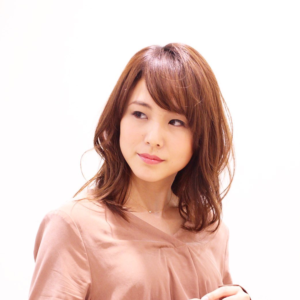 こんにちは☆彡袴田です。。。なかなか梅雨が明けないですねアニモの冷シャンでスッキリ爽快になるので、ぜひお試しください️ウルフカットが再燃してますスタイリングは#N. の#スタイリングセラム#ナフ゜ラ#Nト゛ットセラム#Nト゛ットシアミルク #当日こ゛予約OK#ミルホ゛ン#エルシ゛ュータ゛#エルシ゛ュタ゛エマルシ゛ョン#リファストレートアイロン#縮毛矯正  #美容室  #BRP #美容求人 #アシスタント募集 #スタイリスト募集 #アイリスト募集 #美容学生 #サロン見学 #ママさん美容師 #埼玉#吉川#駅近#徒歩2分 #リファアイロン#レア髪