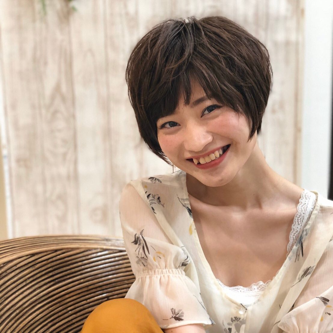 こんにちは️7月に入りましたね今月のオススメスタイルはショートです段を入れて軽くするスタイルが人気ですカットと一緒にクールスパはいかがですか?キャンペーン価格6600暑い夏にリフレッシュしませんか❣️鶴間#ナフ゜ラ#Nト゛ットセラム#Nト゛ットシアミルク #当日こ゛予約OK#ミルホ゛ン#エルシ゛ュータ゛#エルシ゛ュタ゛エマルシ゛ョン#リファストレートアイロン#縮毛矯正 #美容室 #BRP #美容求人 #アシスタント募集 #スタイリスト募集 #アイリスト募集 #美容学生 #サロン見学 #ママさん美容師 #埼玉#吉川#吉川美容室#リファアイロン#レア髪