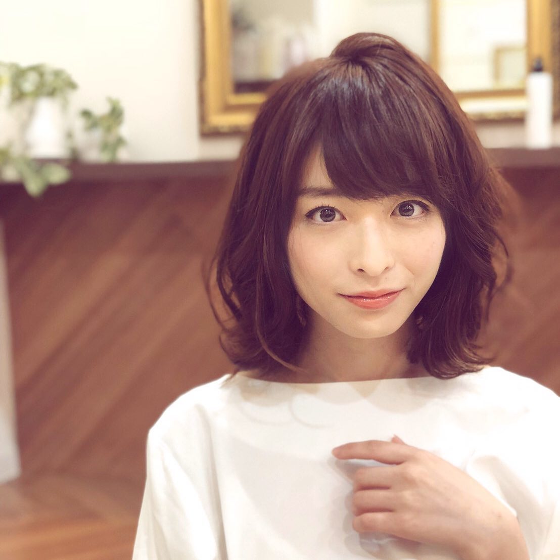 こんにちは☆彡袴田です️今月は、カラーコースがオススメです️ツヤ効果のウォームブラウンがこの時期人気のカラーですカラー+カット+トリートメント10010（税込）スタイリング#Ｎ．#スタイリングセラム#ナフ゜ラ #当日こ゛予約OK#ミルホ゛ン#エルシ゛ュータ゛#エルシ゛ュタ゛エマルシ゛ョン#リファストレートアイロン#縮毛矯正 #美容室 #BRP #美容求人 #アシスタント募集 #スタイリスト募集 #アイリスト募集 #美容学生 #サロン見学 #ママさん美容師 #リファファインハ゛フ゛ル#リファヒ゛ューテックストレートアイロン#リファアイロン#リファ#レア髪#レア髪アレンシ゛#吉川市#シークレットハイライト #ホ゜リッシュオイル#今月おすすめ #ウォームブラウン